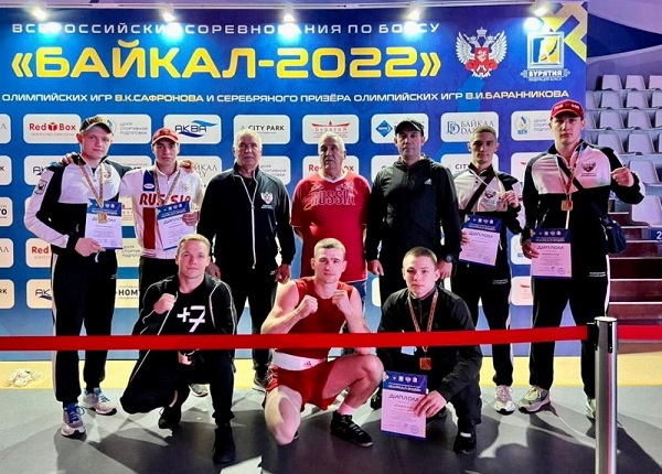 Студенты ИРНИТУ Олег Мошкирев и Орудж Мамедов стали золотыми медалистами  Всероссийских соревнований по боксу «Байкал-2022»