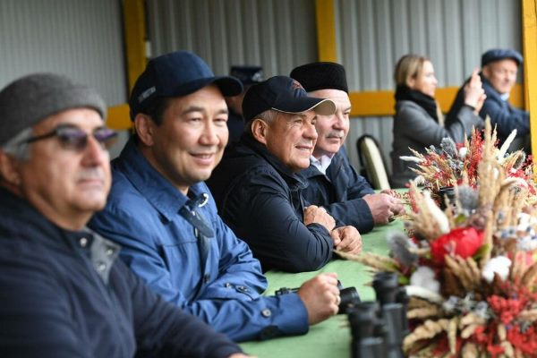 Глава Якутии посетил в Татарстане фестиваль «День коня»