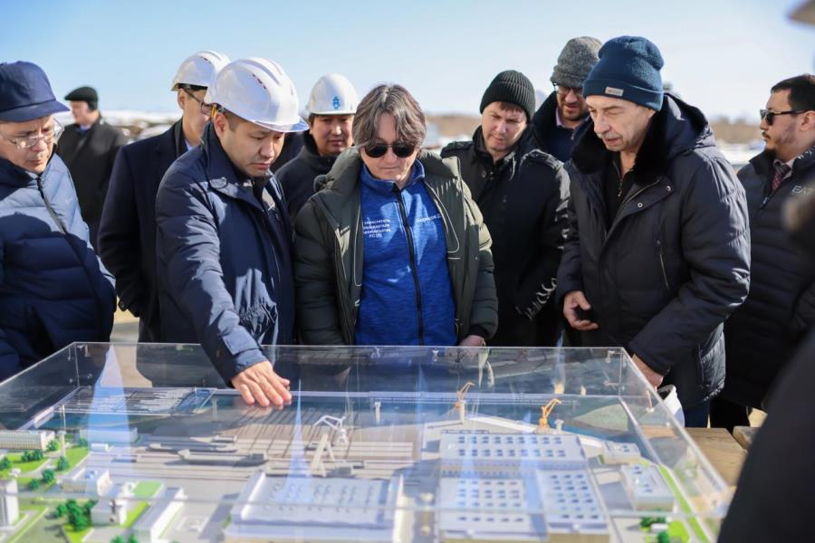 Правительство Якутии и КРДВ посетили производства резидентов ТОР
