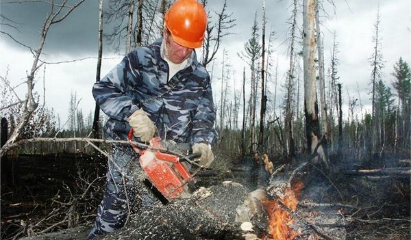 В Якутии за сутки потушено более 20 000 га горевшего леса