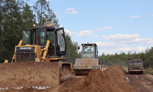 Усть-Алданскому району выделили более 10 млн рублей на ремонт дорог